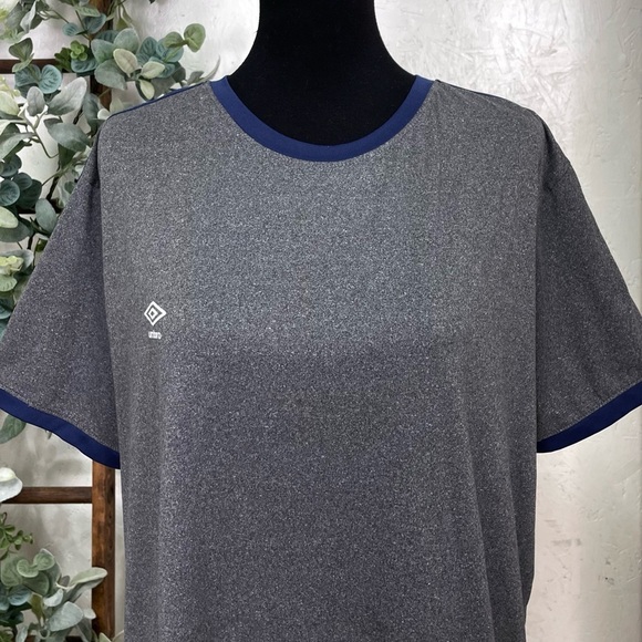 Umbro Men’s Short Sleeve Logo T-Shirt Blue Contrast Trim Gray Size XL - Picture 2 of 8